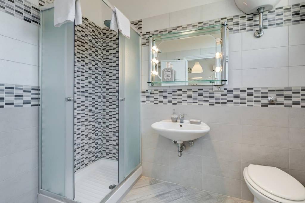 Rome Apartment With Terrace Autonomous المظهر الخارجي الصورة
